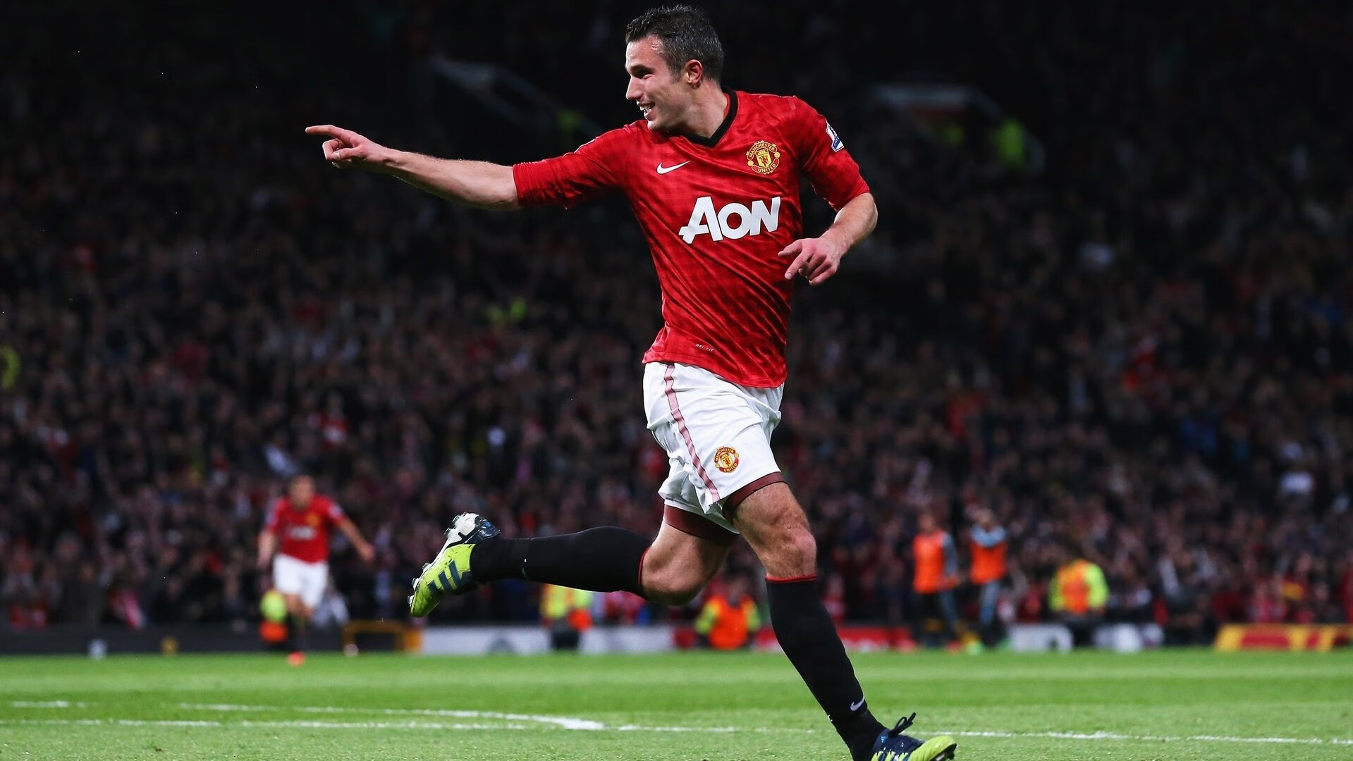 欧冠淘汰赛焦点战，比利亚雷亚尔终结拜仁，黄潜艇击沉巨舰的战术启示